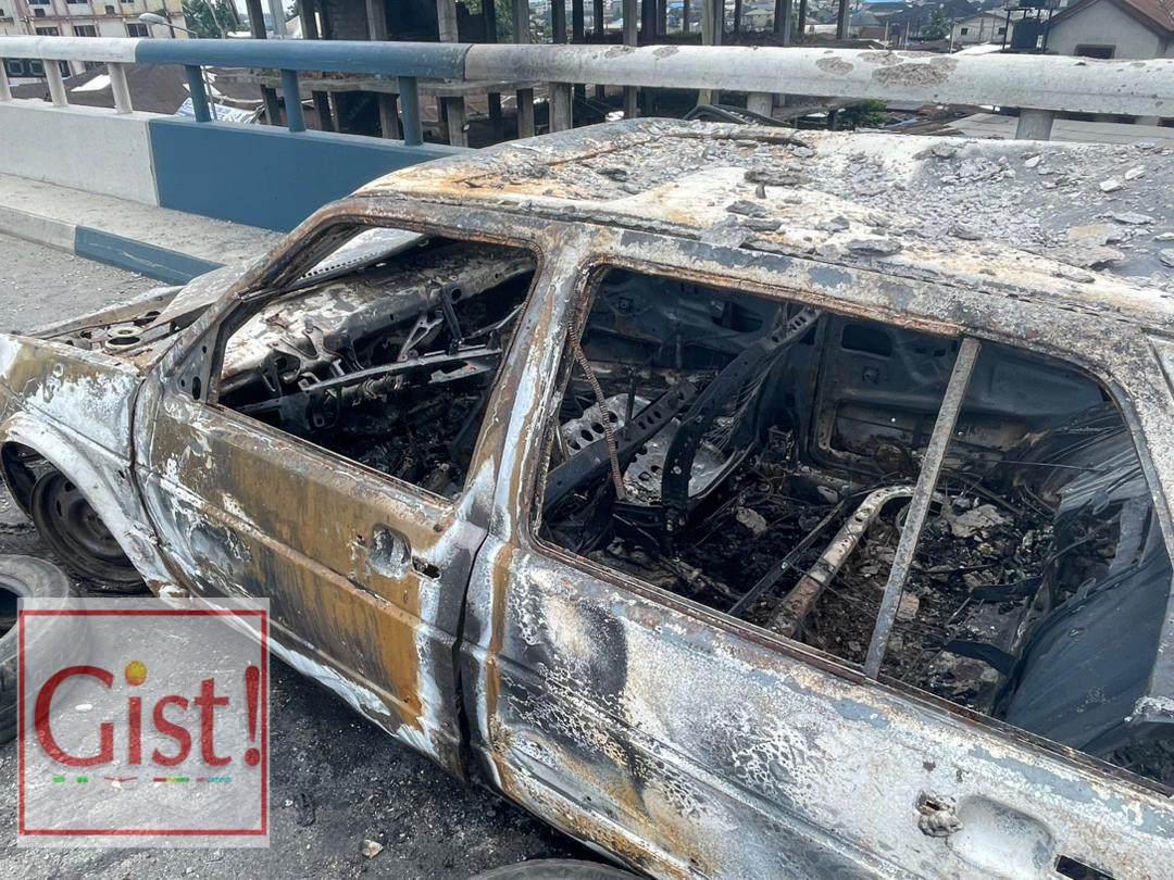 SUSPECTED ILLEGAL OIL BUNKERER’S VEHICLE GOES UP IN FLAMES IN PORT HARCOURT