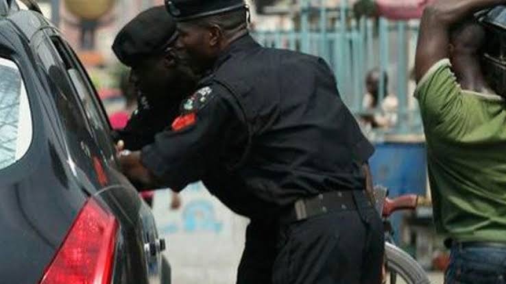POLICE VEHICLE KNOCK DOWN GIRL IN PORT HARCOURT